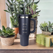 Becher mit Thermalwasser mit Gravur Streeterville Tumbler 1200 ml - Darkstone
