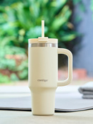 Taza térmica con pajita Streeterville Tumbler 880 ml - Oatmilk
