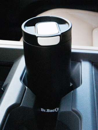 Taza térmica con grabado Dr.Bacty Atlas, 540 ml - negra