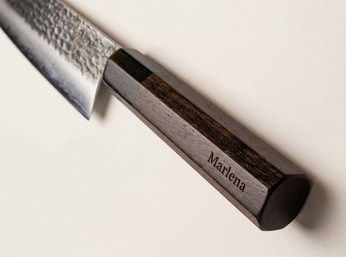 Aka Tori Engraved Damascus Steel 7" Santoku Knife - Tokyo Black