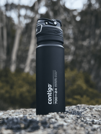 Thermos avec bec verseur Free Flow Contigo 700ml - Noir