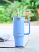 Taza térmica en el agua con grabado Streeterville Tumbler 800 ml - Daydream