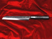 Aka Tori Damaszener-Brotmesser 8" mit Gravur - Tokyo Black