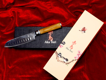 Santoku-Messer mit Aka-Tori-Gravur aus Damaszenerstahl, 5 Zoll – Kyoto Olive